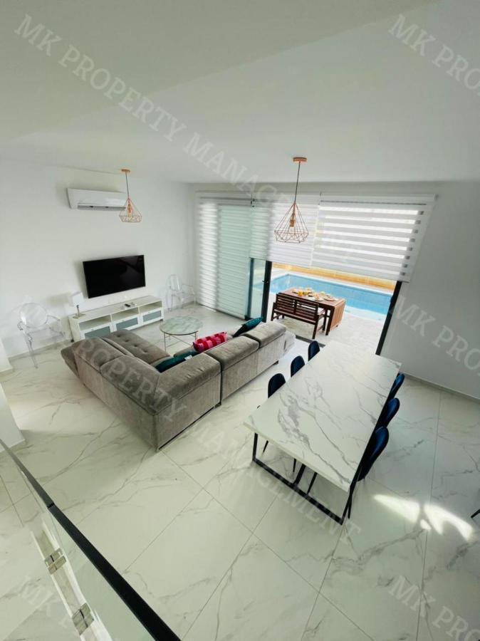 By The Beach Villa Natalya Протарас Экстерьер фото