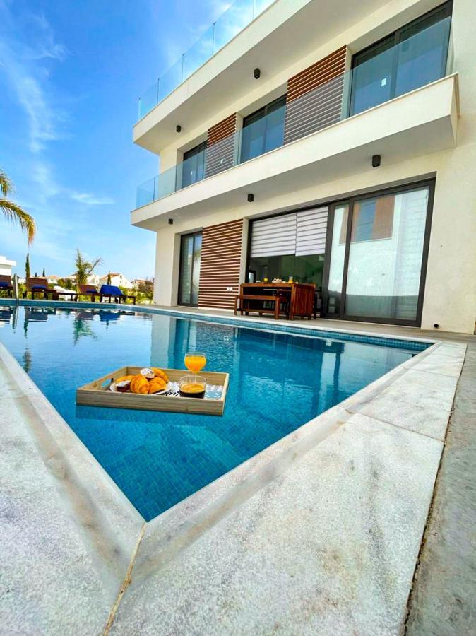 By The Beach Villa Natalya Протарас Экстерьер фото